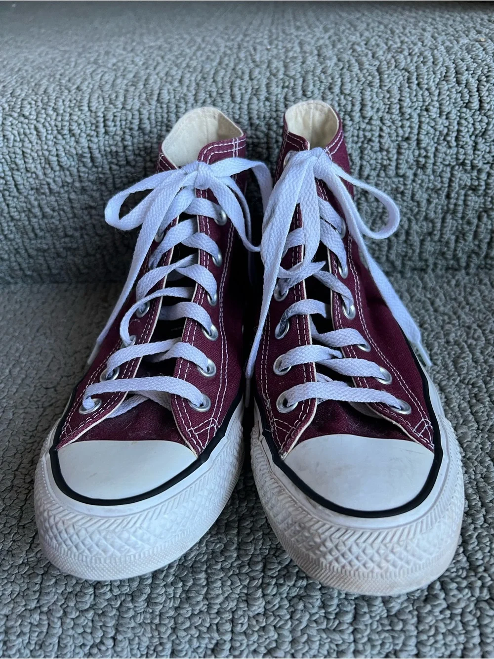 *Sold* Converse All Stars Chuck Taylor High Top Sneakers - Burgundy Womens 6.5 - Picture 4 of 7